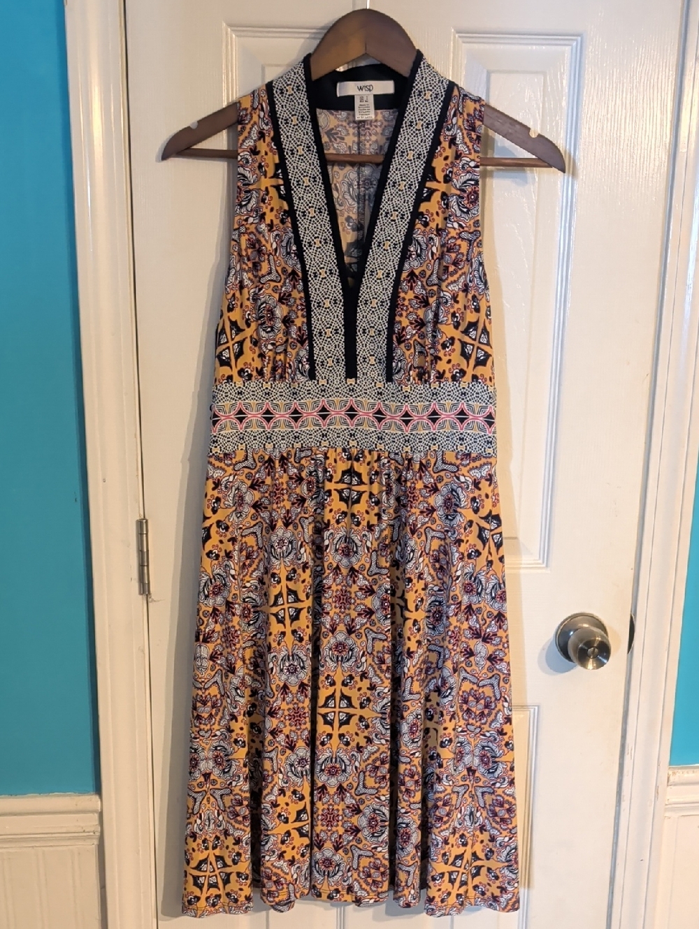WISD Yellow Printed V-Neck Midi Dress with Contrast Trim